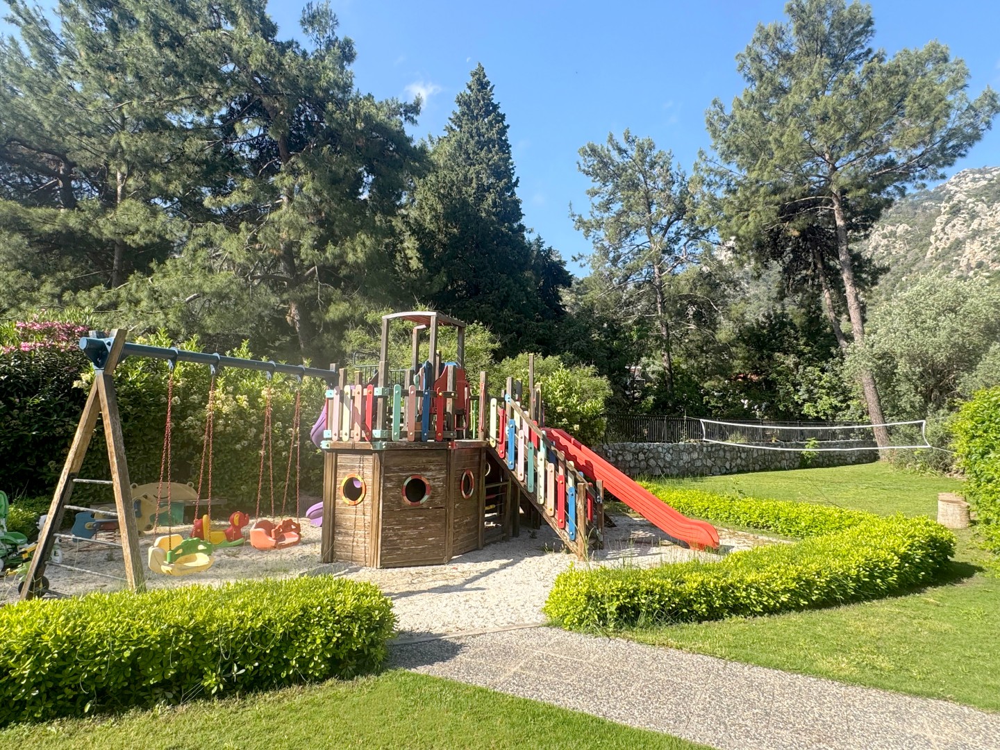 pv-0626-facilities-childrens-play-area-1