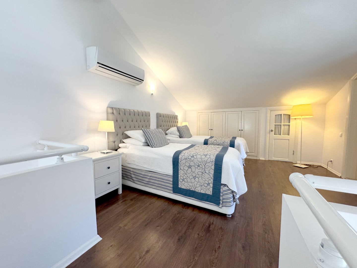 pv-0626-interiors-villa-11-bedroom-twin-3