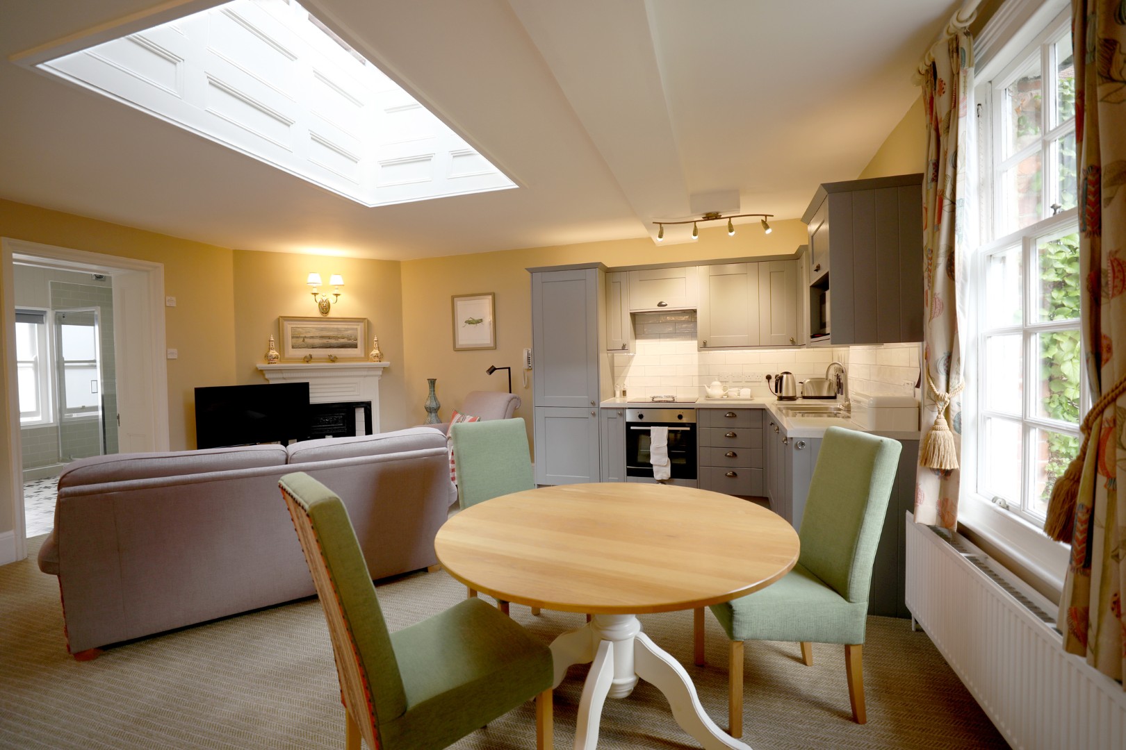 sk-0326-living-area-3