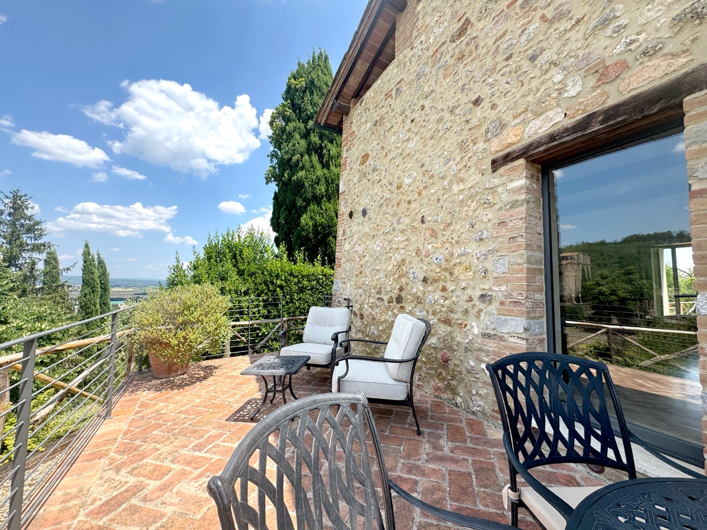 st-0726-exterior-66